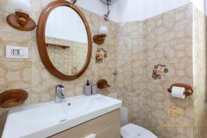 Imperium Merulana House - 2 steps from Colosseum, 3 Bedrooms, A-C
