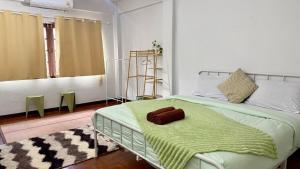 City center room with mountain view