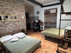 Nel borgo - LOlmo di Artù Your home in Ronciò