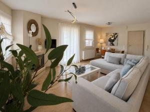 DM Apartments