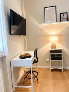 A Casa di Cleo Urban Chic and Comfort