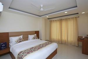 DCapitol Hotels Mahipalpur Free Airport Pickup