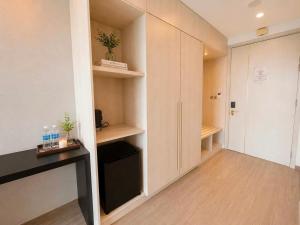 Golden Bay Premium Apartment - Infinity Pool & Da Nang Center