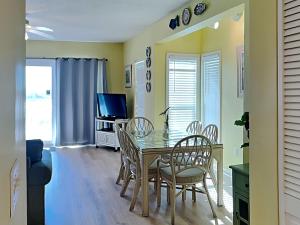 Sandpiper Cove #1121