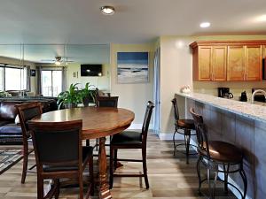 Edgewater Villa #2112