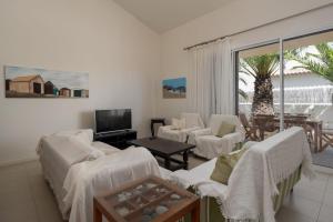 Casa da Ninha by an island apart