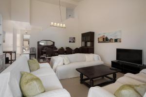 Casa da Ninha by an island apart