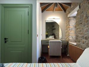 Center Stone Guest House