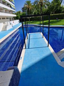 Cannes Salou, piscina y céntrico