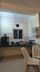 Modern 1BHK Perfect City Getaway