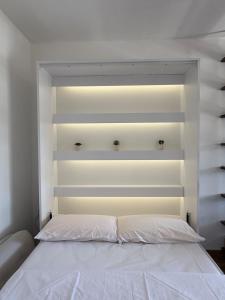 Modern Suite with Terrace within walking distance of the Sea