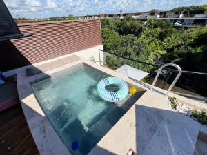 Luxury Playacar Penthouse with Private Rooftop Plunge Pool - Sleeps 9