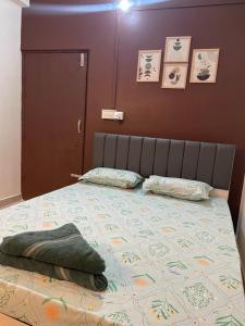 The Flora Nest 2AC Bedroom
