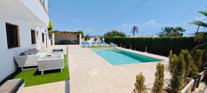 Calpe chalet privado 7 min de la playa piscina wifi parking aire barbacoa grupos