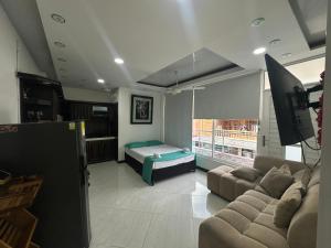 Apartamento cerca a Nápoles con balcón