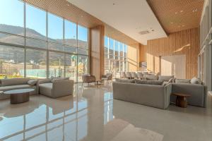 Apto de Lujo con Piscina y Balcon Vista al Mar