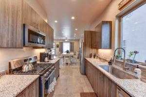 8 Min to Dtwn Salida | 3 Bed, 3 Bath | 2 King Beds