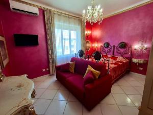 Roma Velvet Home