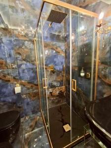 Roma Velvet Home