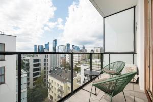 Chmielna Modern City Centre Apartment by BookingHost