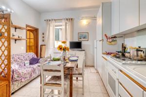 Casa Lilly Sanremo La Pigna Old Town Hideaway - Happy Rentals