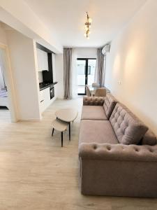 MYONNA Style AIRPORT 1 Otopeni Free PARKING
