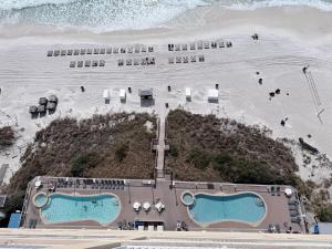 Sea-shells,2 beach chairs & umbrella,Ocean Front