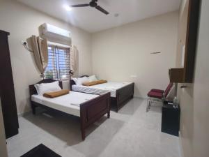 Chozha Palace Premium Rooms Ac