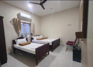 Chozha Palace Premium Rooms Ac