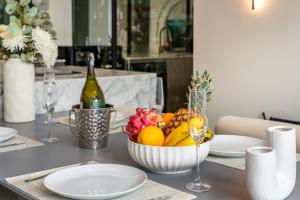 Amare Villa 4 - Elegant, Modern, Fireplace, Canggu