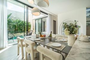 Amare Villa 4 - Elegant, Modern, Fireplace, Canggu