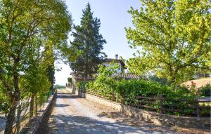 Awesome Home In Monte San Savino With Wifi