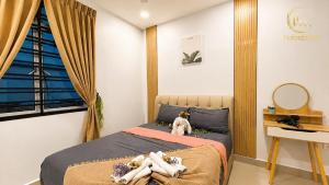 A31 Tropical Garden Dato Onn Austin Party House