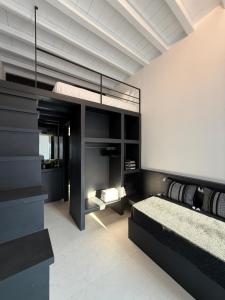 BLACK AND WHITE LOFTS - MYKONOS TOWN by Black and White Villas