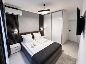 Bright & Stylish 1-Bedroom Apartment