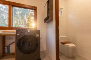 Woodland Hide Away