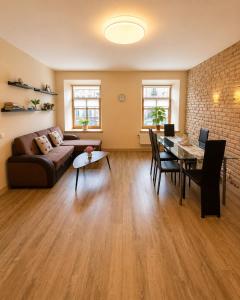 Apartment 8B