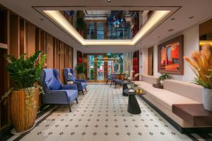 MAY DE VILLE Prestige Hotel