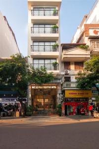 MAY DE VILLE Prestige Hotel