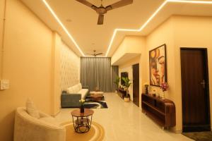The Luxe Living