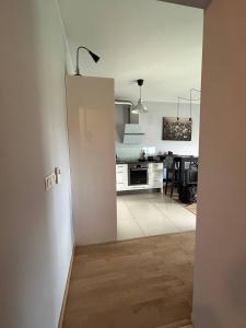 Lumina I Cozy 2-room Apart with Balcony I 4 guests I Metro