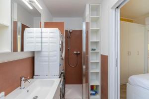 Xenia - Studio apt in Via Panicale 12