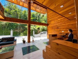 The crown vista by naina
