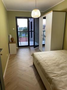Apartament WHITE GLOVE widok na zamek