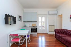 Xenia Milano - 2 room apt in Via Perugino 16