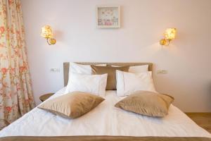 Tres Chic Studio Elegant Retreat on Calea Victoriei City Center