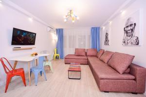 Colors Apartment - Cismigiu Gardens