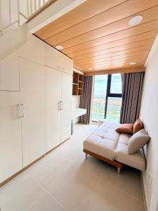 Căn hộ duplex 3 phòng ngủ view bắn pháo hoa, nhạc nước