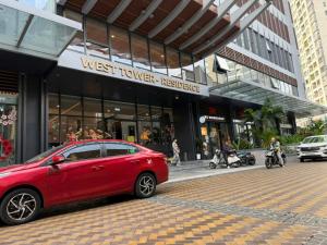 Q2 Lumiere Riverside Luxury Vacation
