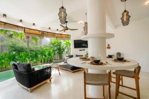 Hillstone Villas 8 by Betterplace
